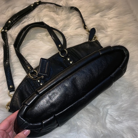 COACH Black and Gold Leather Bag - Picture 5 of 6